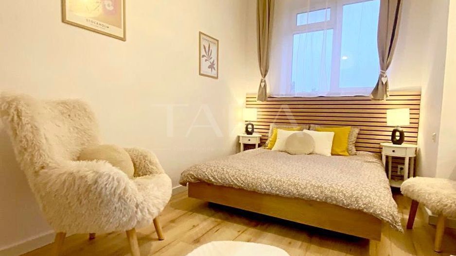 Vand apartament 2 camere, Centru,  finisaje de lux - Poză 5
