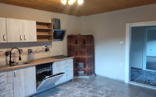 CASĂ DE ÎNCHIRIAT ÎN FÂNTÂNELE (Marginimea Sibiului) - Poză 6