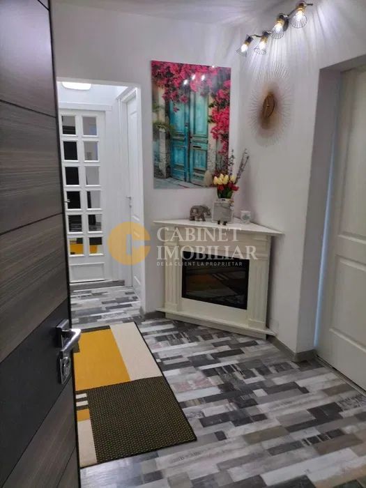 Nicolina- Apartament 2 Camere Decomandat Etaj 3 -Bloc 1984 - Poză 2