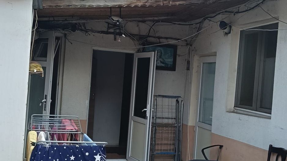 Casa cu curte proprie/ metrou Brancoveanu/Parc Tineretului - Poză 2