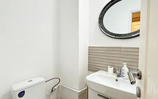 Apartament cu 3 camere la casa de inchiriat zona Decebal, Oradea - Poză 13