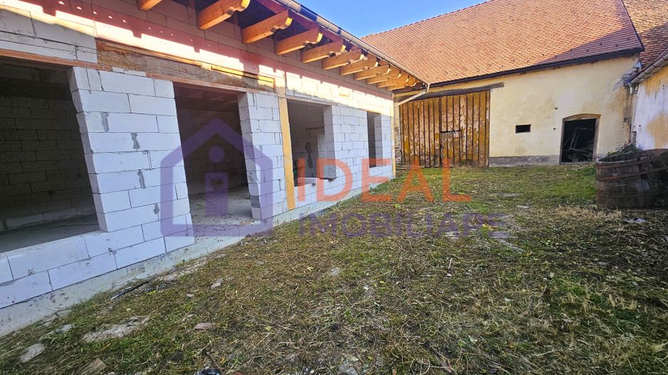 Casă individuală cu șură și curte generoasă – Apoldu de Sus, Sibiu - Poză 14