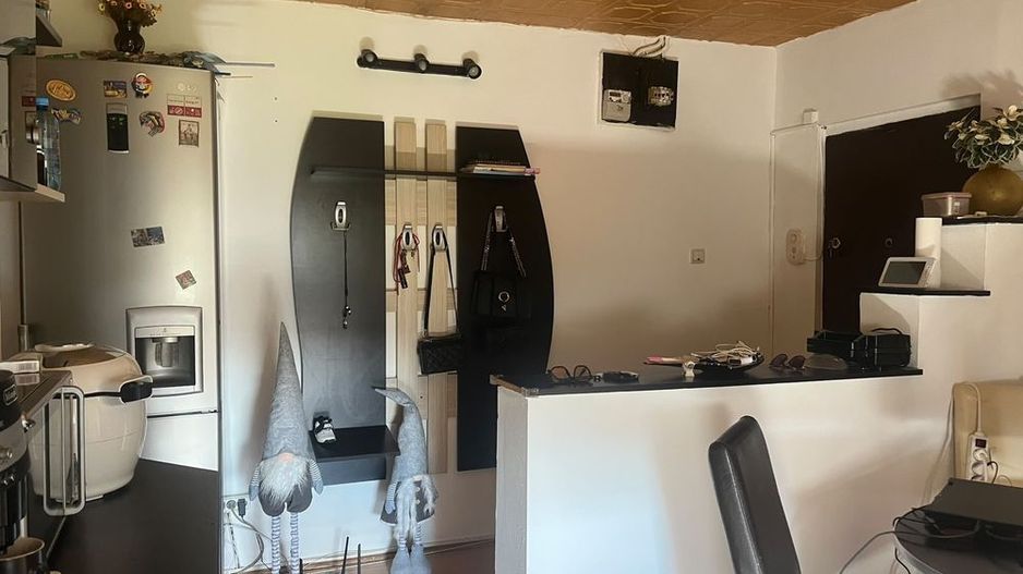 Apartament 2 camere Rovine - Poză 3