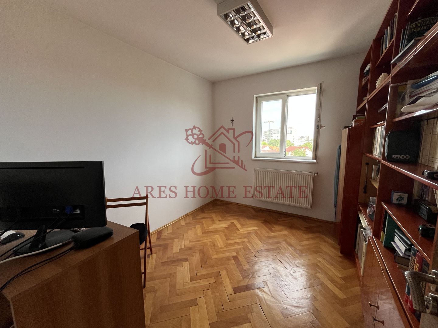 Apartament 4 camere, cu centrala proprie si boxă – zona Take Ionescu - Poză 2