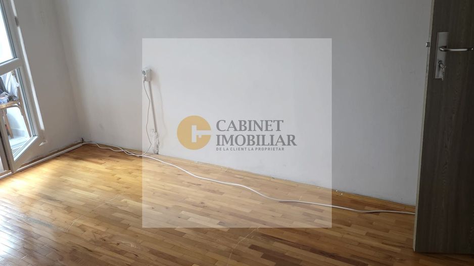 3 Camere-64MP | Reabilitat | 1975 | Creditabil | M Romancierilor 9 min - Poză 4