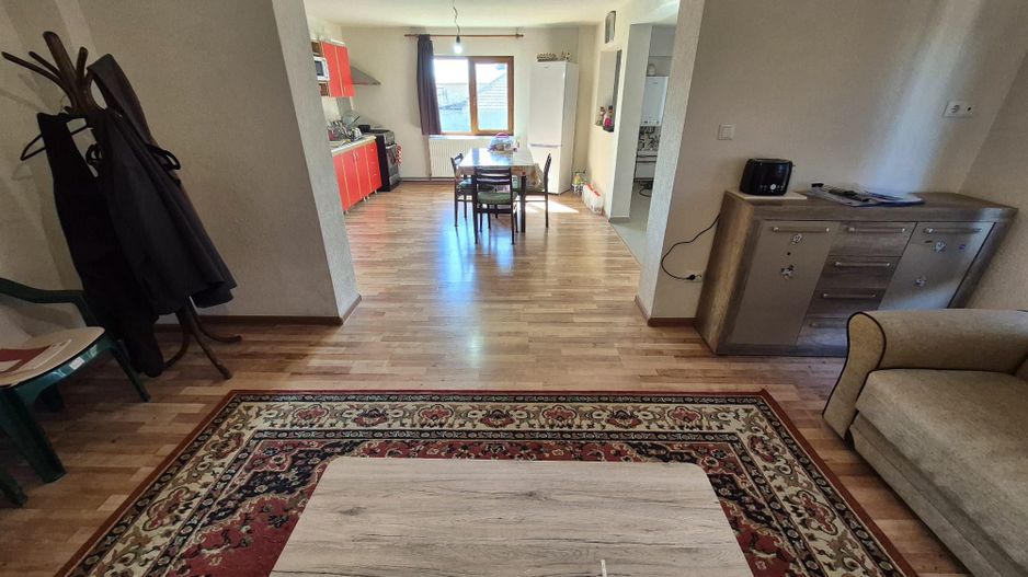 Vila Cornu-Prahova complet mobilata/utilata '' 350 mp + teren 500 mp'' - Poză 8