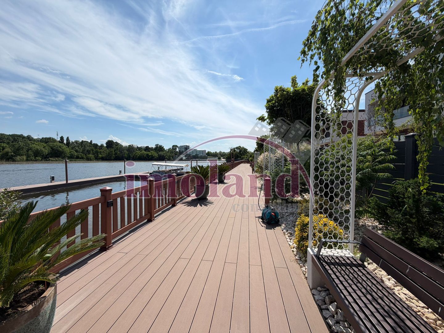 Marina Snagov - Vanzare - Vila NOUA - 5 camere - ponton la Lacul Snagov - Poză 2