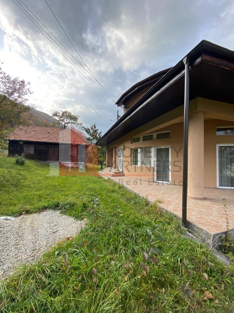 Casa + teren 1700 mp langa Padure Bran/ Predelut - Poză 10