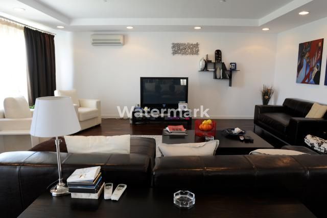 Cosmopolis - Poză 18