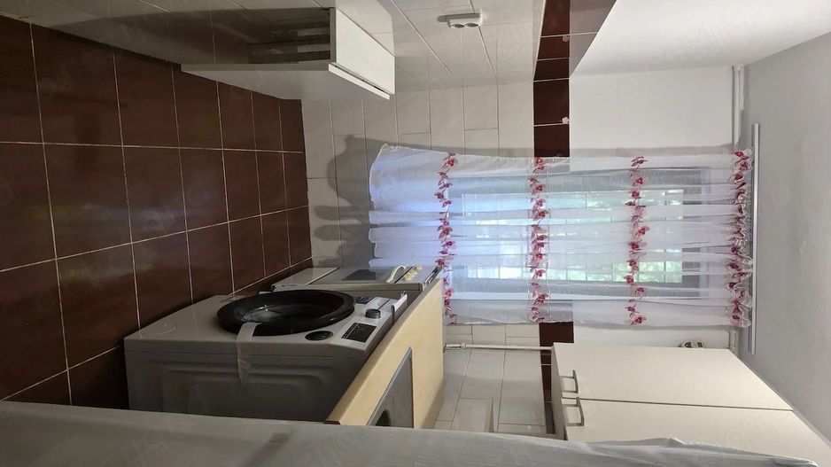 🏢 De Inchiriat: Garsonieră Primitoare | Zona Brâncoveanu – Huedin | - Poză 3