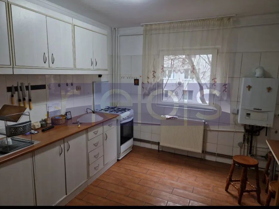 INCHIRIERE 2 CAMERE  CRANGASI- CEMTRALA- PARCARE - 2 BALCOANE - Poză 4