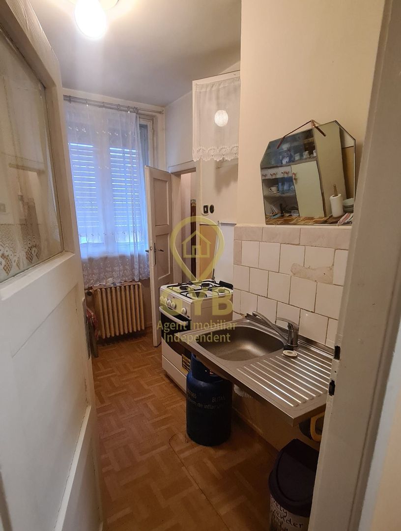 Apartament 2 camere, parter, zonă centrală in spate la Billa - Poză 8