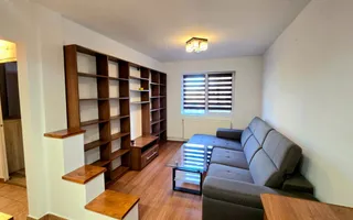 De închiriat apartament 3 camere Micro 16 Parter - Poză 11