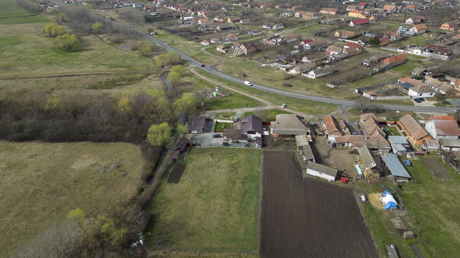 Proprietate imobiliară cu potențial extraordinar! - Poză 77