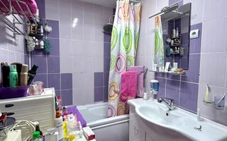 Apartament  3 camere de vanzare / Zona  Florilor / Floresti - Poză 6