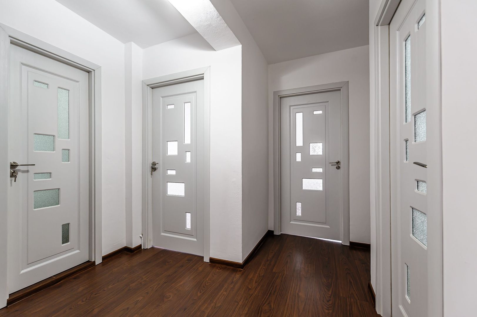 VÂNDUT! Apartament 3 camere,  Str. Tudor Vladimirescu - Poză 3