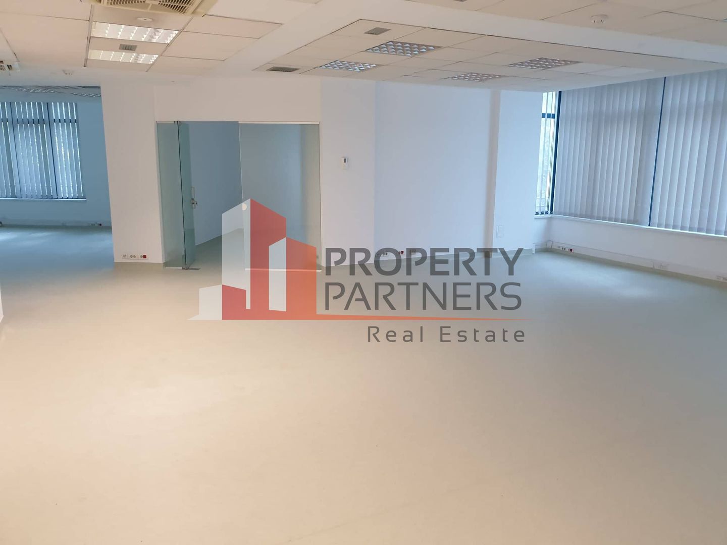 Cladire speciala pentru investitie, Ultracentral! - Poză 4