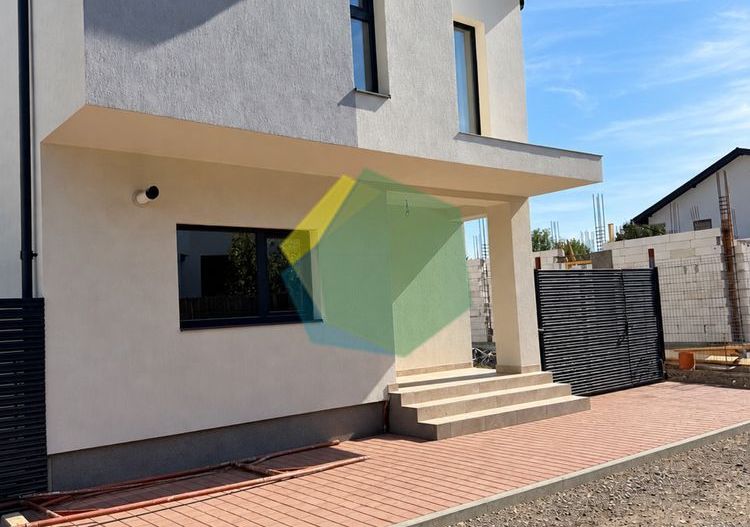 OCAZIE RARĂ! Casă Individuală Premium în Otopeni | Curte 280mp - Poză 1