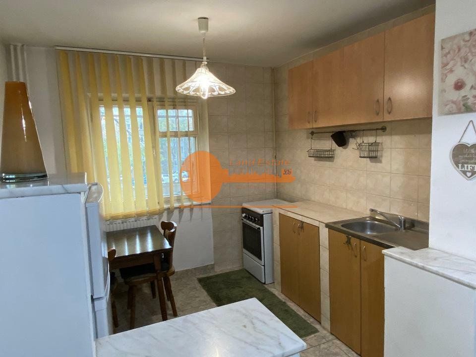 2 camere in bloc reabilita in Crangasi la 600m de Metrou - Poză 3