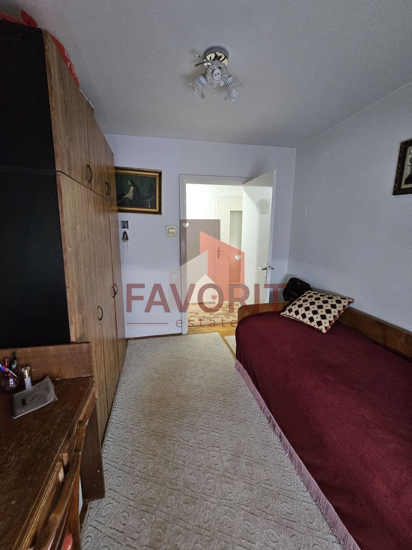 3 camere, semidecomandat | centrala proprie | mobilat si utilat | zona excelenta - Poză 2