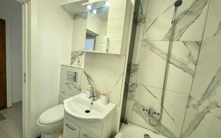 Garsonieră de Închiriat | Renovată Complet | Etaj 3 | Radauti - Poză 9