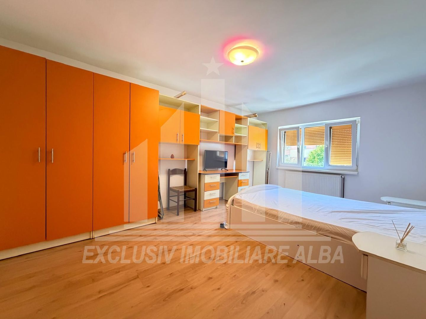Apartament 2 camere decomandate | 50 mp | Etaj 1 | Cetate - Mercur - Poză 1
