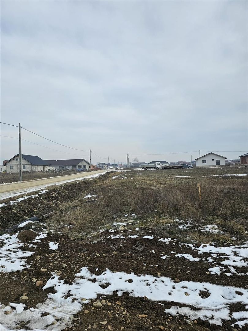 Teren intravilan Cihei - Poză 1