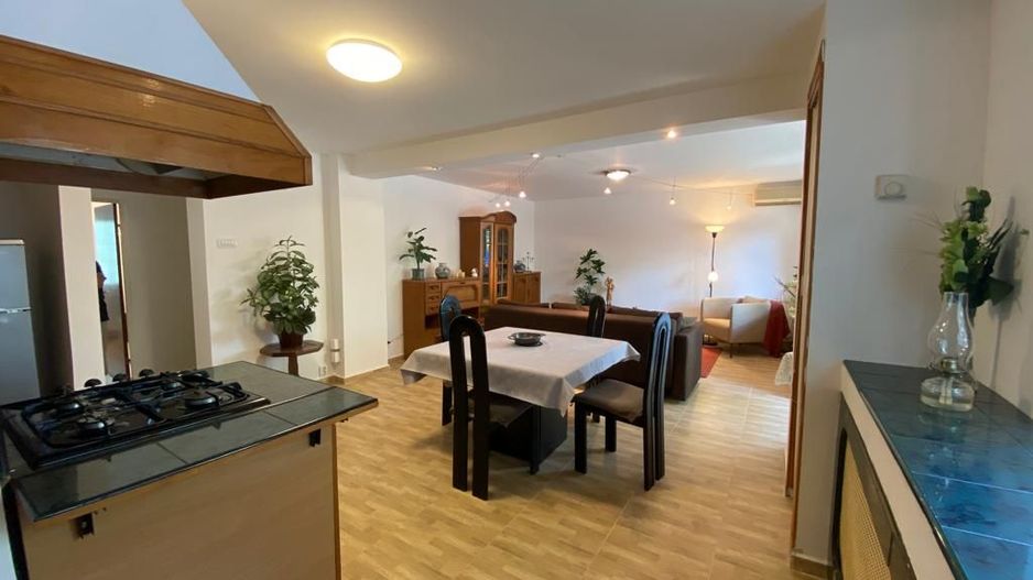 Apartament 4 camere- gata de mutare-Otopeni, central - Poză 2