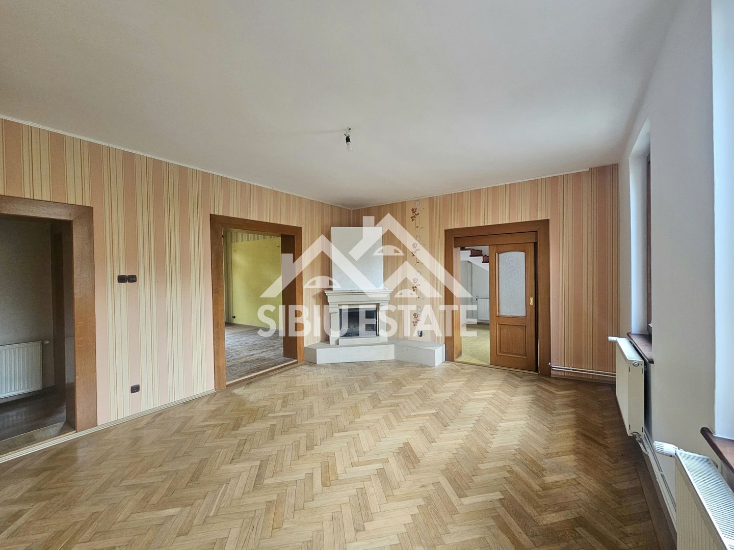 Casa Sibiu central, teren 1000 - Poză 4