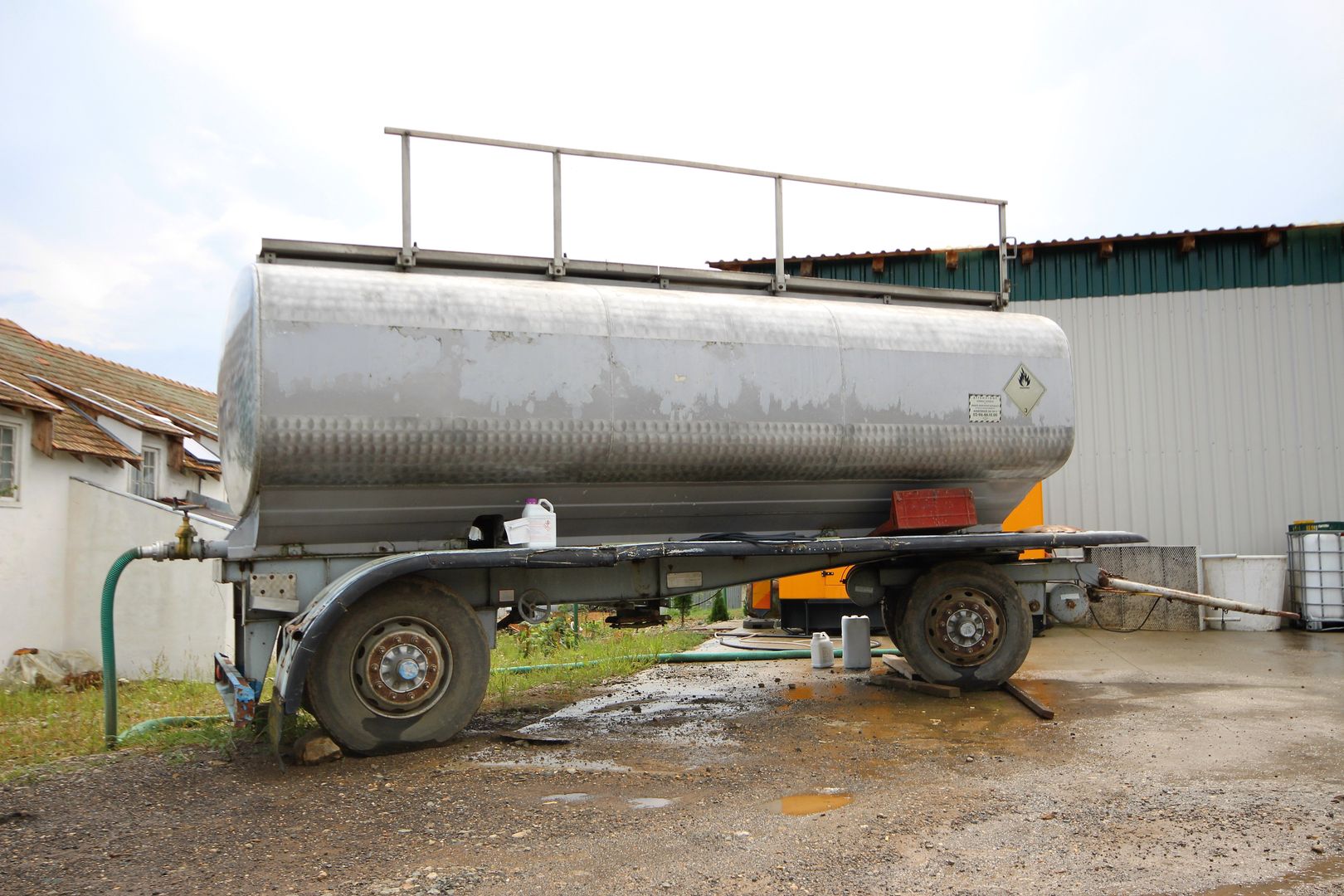 Ferma pomicola cu teren livada 270 ha - Timis - Poză 11