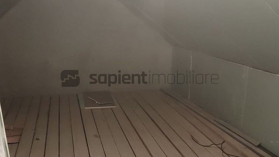 De vânzare casă cu 3 camere, 1000 mp teren, Cauaceu - Poză 9