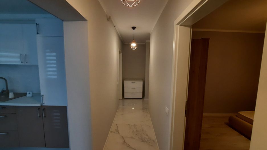 Apartament frumos cu loc de parcare si terasa 40mp - Poză 7