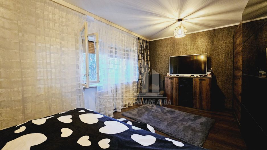 Apartament cu 2 camere decomandate cu extindere, Cetate - zona Mercur - Poză 3