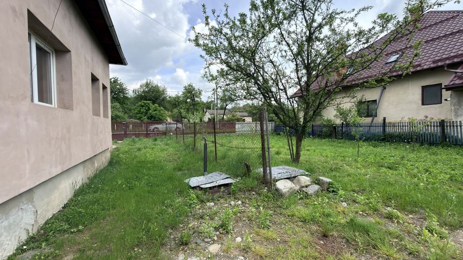 Casa in Leresti, la strada principala, cu rau in spate | teren 831 mp- Campulung - Poză 13