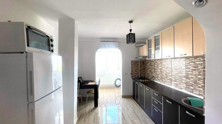 🏠 Închiriez Apartament cu - Poză 7