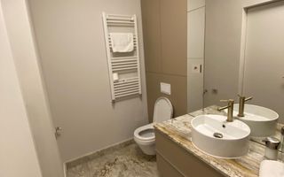 Vanzare 2 camere la cheie, zona Teatru National, 46 mp+ 43 mp gradina - Poză 9