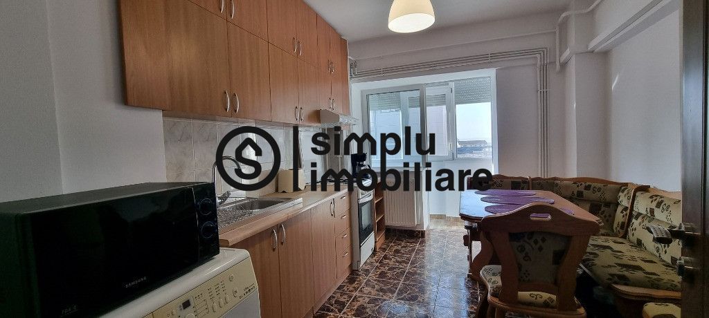 2 decomandate ultracentral, etaj 2, centrala - 450 Euro - Poză 7