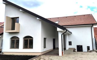 Casa Rezidentiala |7 Camere | 418 MP | Șura Mică - Poză 1