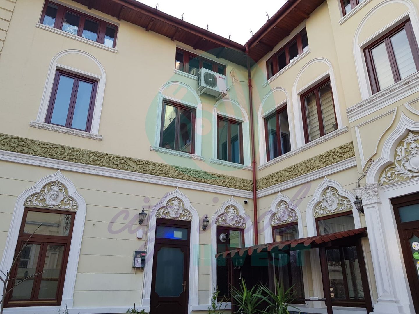 Clădire interbelică renovată | Unirii – Cantemir - Poză 1