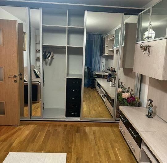 Apartament 2 camere, Trapezului, la 2 min. de metrou, piată, scoala, mobilat - Poză 3