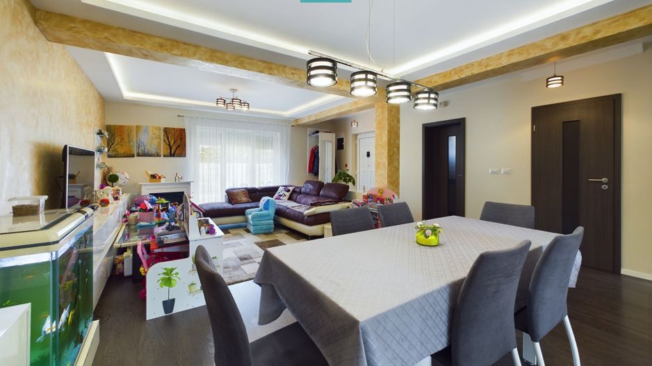 Casa ideală pentru familia ta, în Via Carmina - Poză 2