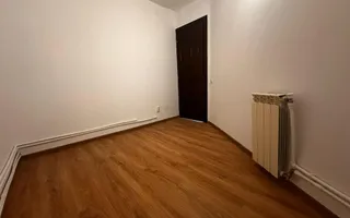 Garsoniera de vanzare 26.000€  zona Darmanesti - Poză 12