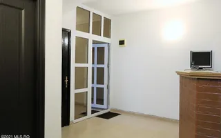 Mamaia Nord - Langa Mare, pensiune la cheie, 11 camere, 9 bai! - Poză 46