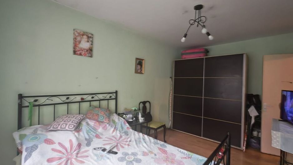 Apartament 3 camere, Brancoveanu, zona Covasna. Loc parcare. - Poză 4