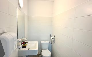 Spațiu comercial de închiriat – Strada Școlii 33, Făgăraș - Poză 2