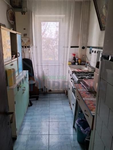 Apartament 3 camere semidecomandat, etaj 3, Zona Zimbru, Iași - Poză 9