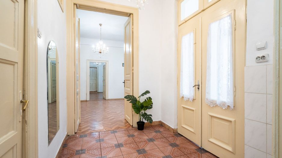 COMISION 0% - Casa 4 camere, singur curte, 400m de Bd Unirii - Teren 224 mp - Poză 7