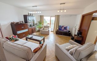 Vanzare apartament 3 Camere Straulesti