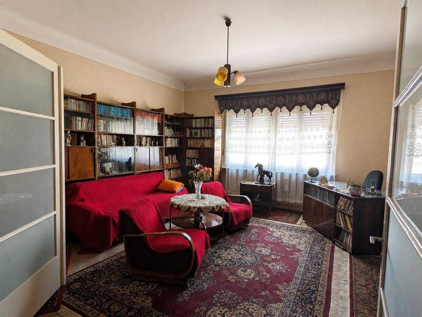 Apartament în casă, 3 camere | 132 mp utili | 3 pivnițe (68 mp) | Ultracentral – Alba Iulia - Poză 4