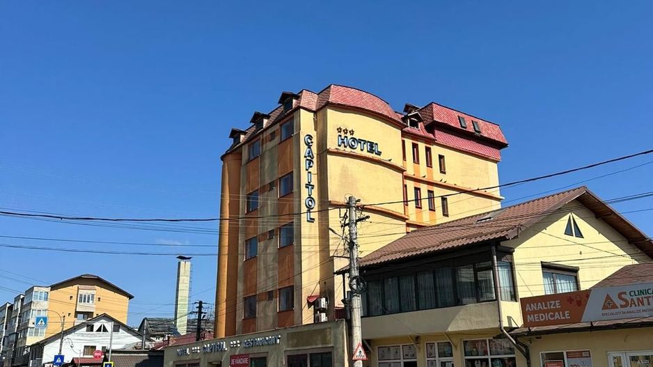 Hotel Capitol de vanzare Valenii de Munte Prahova - Poză 2